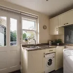 Wansfell View, With Hot Tub *