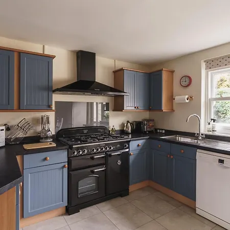 Wansfell View, With Hot Tub