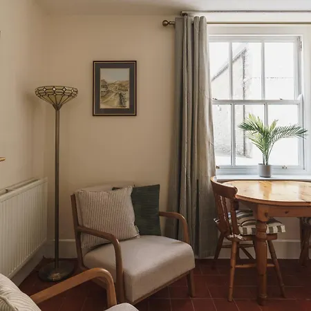 Casa de Férias Wansfell View, With Hot Tub *