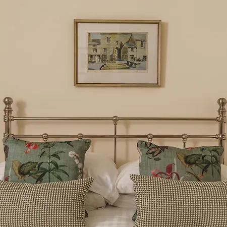 Casa de Férias Wansfell View, With Hot Tub *