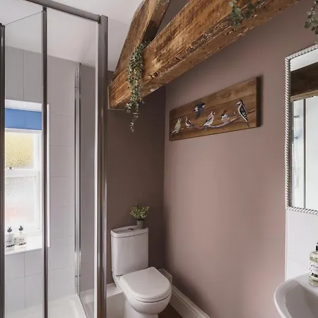 Casa de Férias Wansfell View, With Hot Tub *