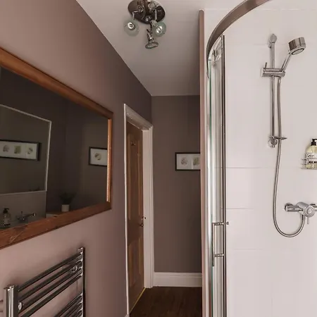 Wansfell View, With Hot Tub Ferienhaus *