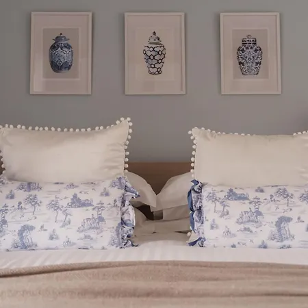 Casa de Férias Wansfell View, With Hot Tub