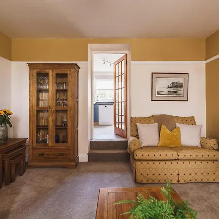 Wansfell View, With Hot Tub Дом отдыха