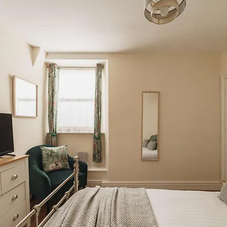 Wansfell View, With Hot Tub Дом отдыха *