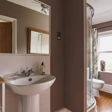 Wansfell View, With Hot Tub Дом отдыха Хоуксхед