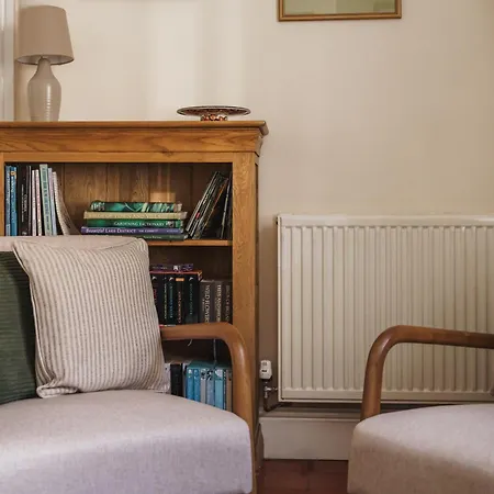 Дом отдыха Wansfell View, With Hot Tub Хоуксхед