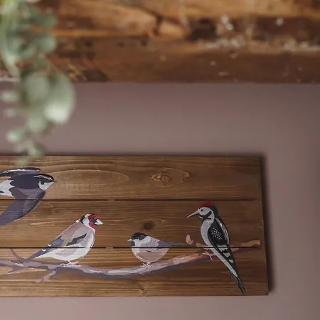 Дом отдыха Wansfell View, With Hot Tub